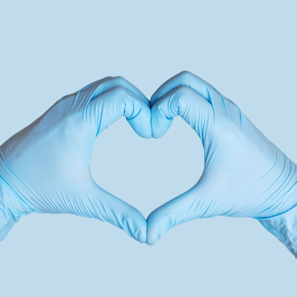 heart-gloves-hands